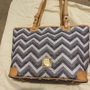 Dooney & Bourke Gray Chevron Tote Bag coated cotton-used